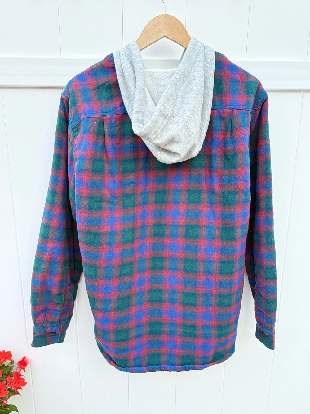 Vintage Wrangler Quilted Hooded Plaid Shacket in Blue, Green, Red
